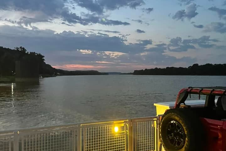 Whispers from the Riverfront: Grafton with History and Grim Tales gnwDaMr9