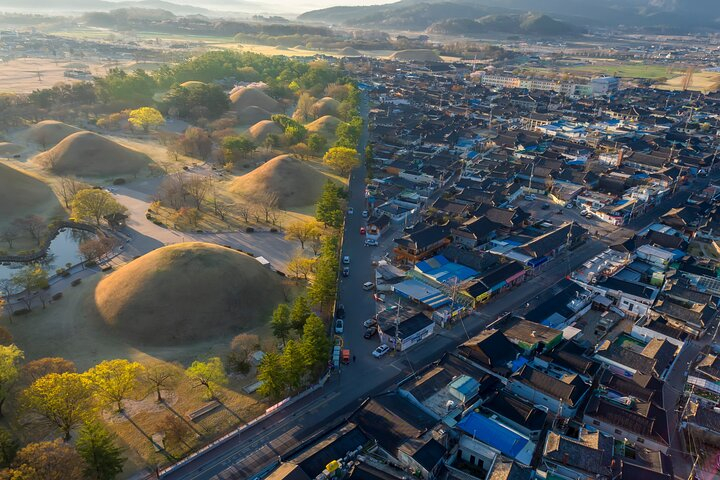 Gyeongju UNESCO sites Private tour with licensed tour guide kVxTW8gh