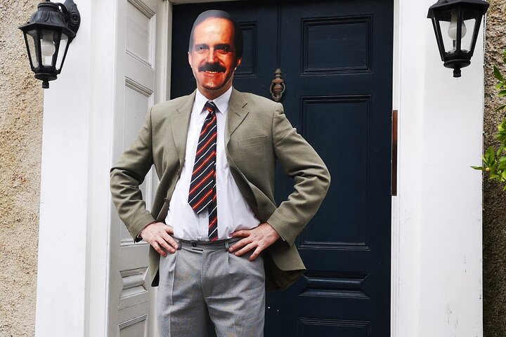 The Fawlty Tours walking experience CmUdRsPF