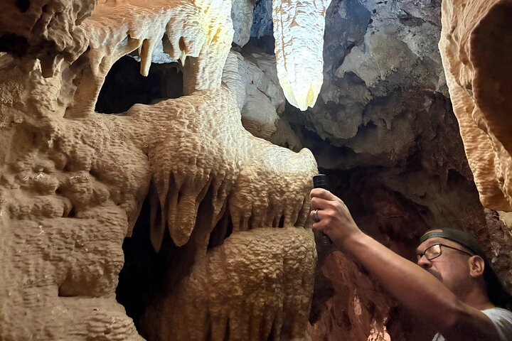 Classic Cave Tour at Colossal Cave  DMX72rfl