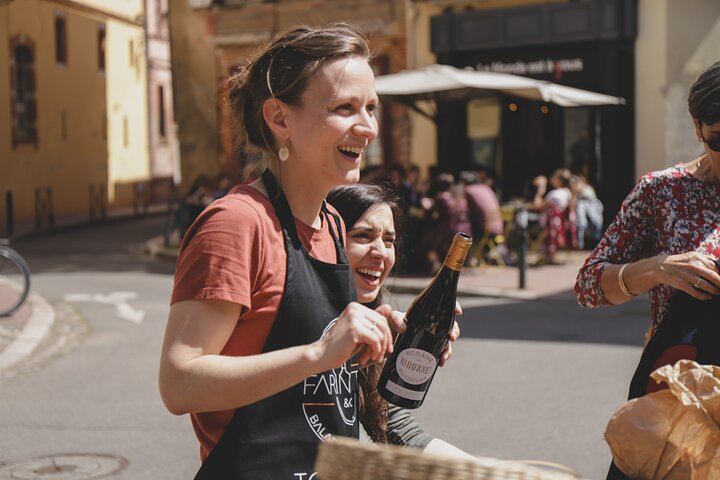 Gourmet and authentic visit to Toulouse with a local guide kywYP87l
