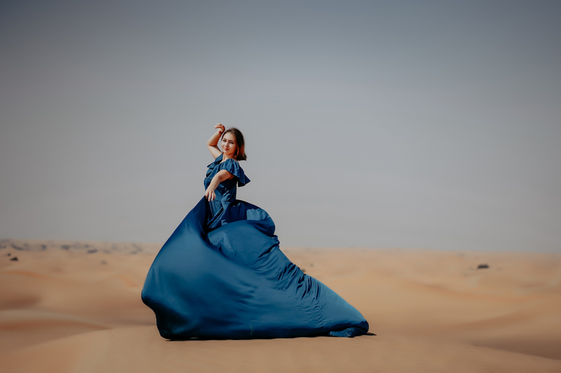 Dubai: Flying Dress Photography and Dune Drive Trip JwbkuGYi