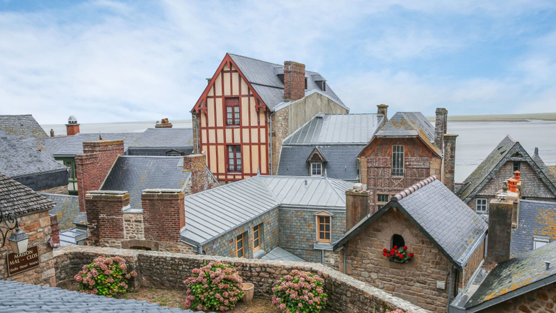 Mont Saint-Michel Ticket with Round-Trip Transfer pZ6houaX