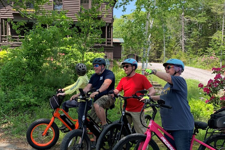 Paranormal Pedal E-Bike Ghost Tour of Boothbay Harbor TV2SK7aF