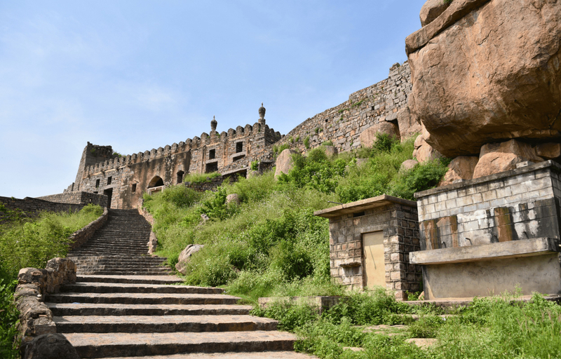 Golconda Fort Entry Ticket with Optional Guide PnJB2ION