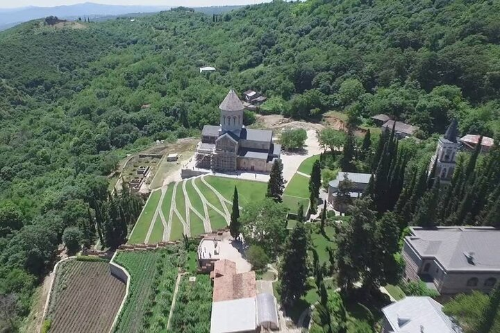 Tbilisi Kakheti Day Tour: Sighnaghi & Bodbe with Wine Tasting Z9RyXEDD