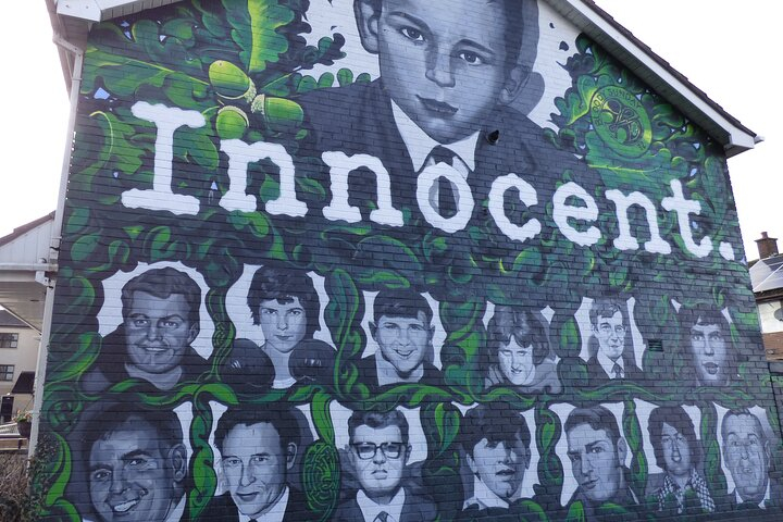 Bloody Sunday and Bogside Murals Walking Tour V2QPOMpo