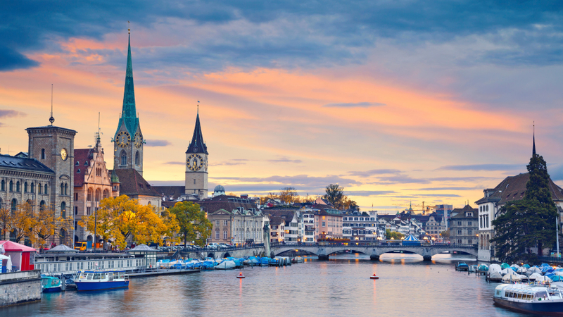 Discover Zurich: City Highlights & Old Town Walking Tour  8LhHyhJJ