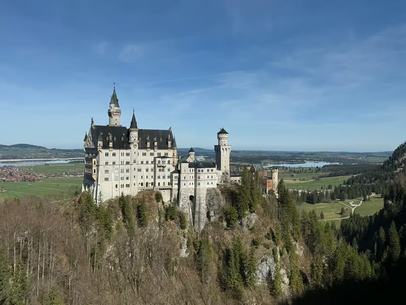 Neuschwanstein Castle Skip-the-Line Ticket with Audio Guide Wk8AIq9o