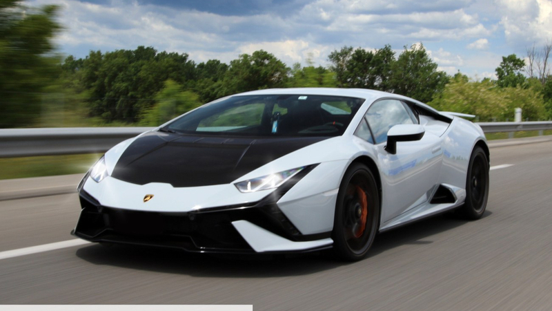 90-minute supercar drive in Barcelona to Tibidabo Mountain qa0fCQBZ