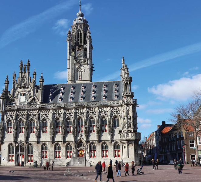 Middelburg: Guided City Walking Tour KXB3NgSt