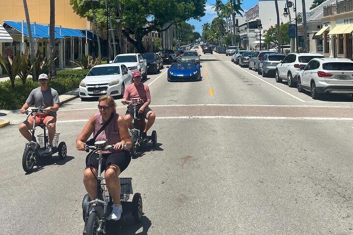 Electric Trike & Moped Tour of Downtown Naples - Fun For Everyone NC4qk8CH