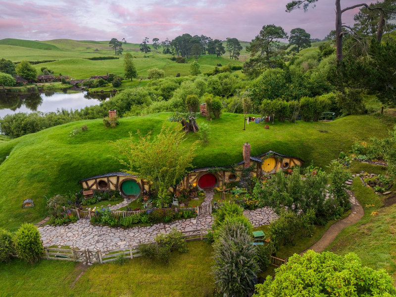 Hobbiton & Waitomo Caves Small Group Experience with Lunch K1rnSciW