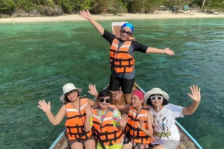 Private Longtail Boat Day Trip to Trang 4 Islands y12igkvN
