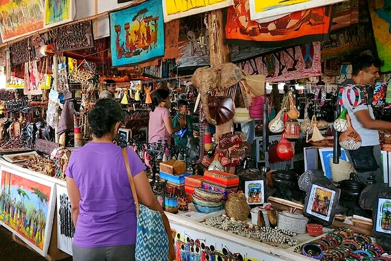 Nairobi: Giraffe Centre And Kazuri Beads Factory Guided Experience. aTuZvwuY