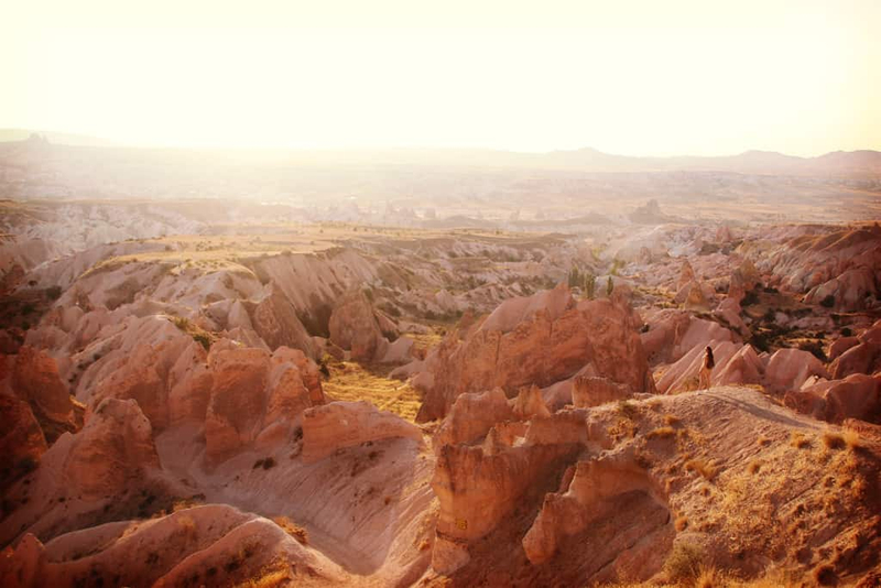 Red and Rose Valley Sunset Hiking Tour in Cappadocia 9sP1VgKp