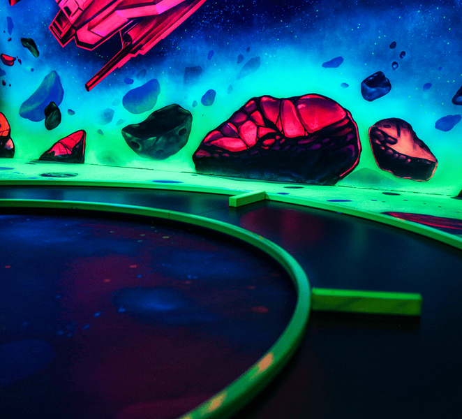 Zurich: Black Light Galaxy Minigolf EGU5C3UV