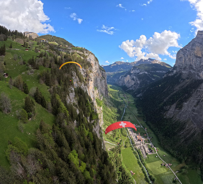 Mürren: Paragliding over Lauterbrunnen Cliffs and Waterfalls j0Olky8b