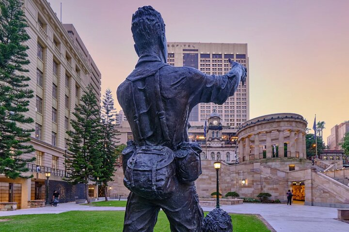 Brisbane at War Walking Tour CzPD79mz