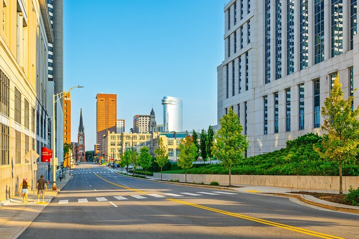 Nashville Downtown Highlights Private Guided Walking Tour 7vyZjzVd