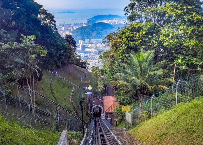 Penang Island Day Tour with Penang Hill & Kek Lok Si 172gSzBQ