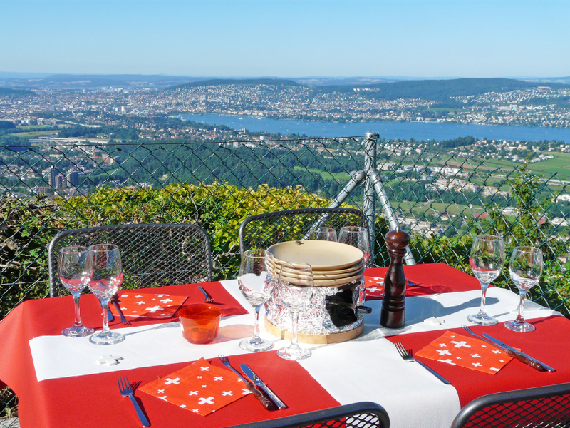 Sunset Tour and Swiss Cheese Fondue Dinner in Zurich rON8aRMC