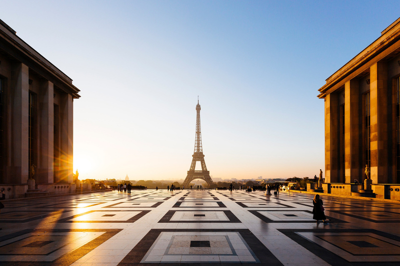 Seine River Dinner Cruise, Eiffel Tower, and Moulin Rouge in Paris VCjn19aH