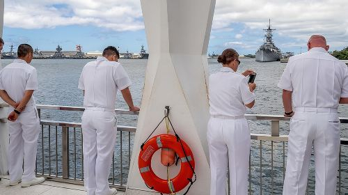 Deluxe Pearl Harbor, Arizona Memorial, and Visitor Center Tour Day Tours NpMM8ZsG