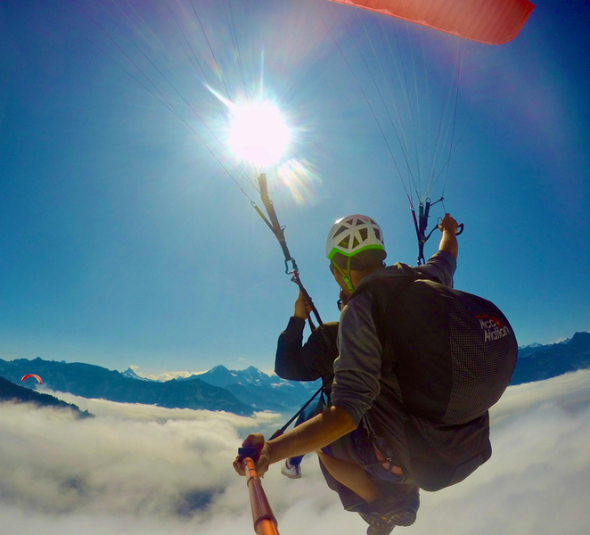 Interlaken: Paragliding Tandem High Flight HNT9oup9