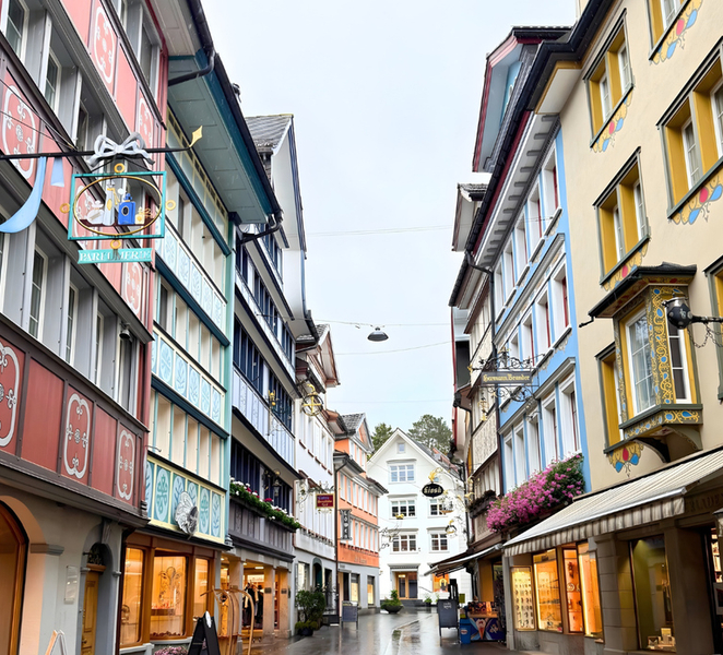 Zurich: St. Gallen & Appenzell Private Tour with Photos yh2MY41D