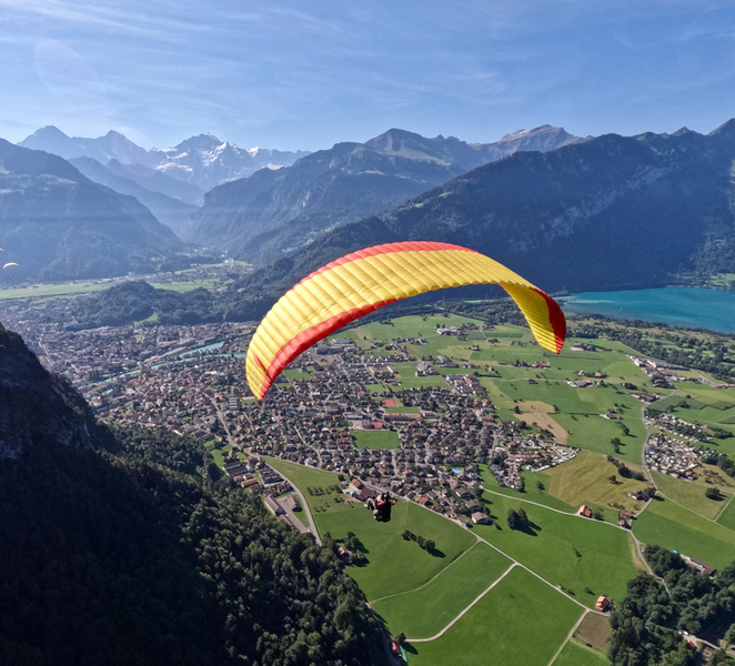 Interlaken: Tandem Paragliding Flight qyte3sA0