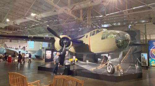 Pearl Harbor Aviation Museum 84WJQ1mr