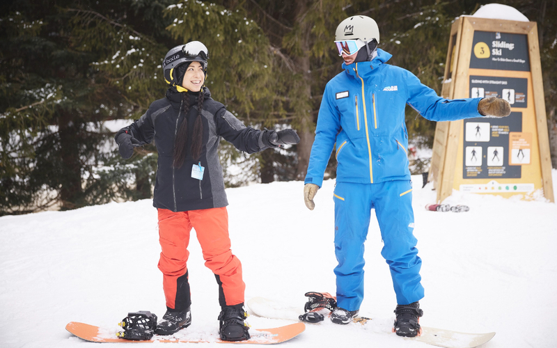Village Express Ski Shuttle from Toronto to Blue Mountain r6wlKTPy