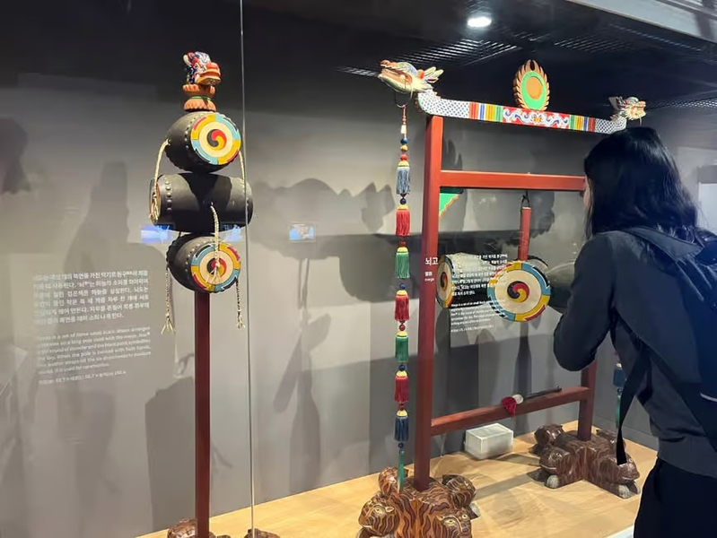 Seoul: Korean Traditional Music Museum & Live Concert Tour NLJRlvKi