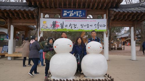 Customized Private Seoul tour: Palace, Market etc(Airport Option) Day Tours i06RFUoT