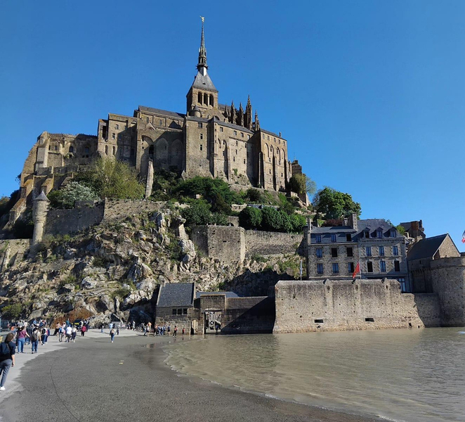 Mont Saint Michel: Village History and Legends Walking Tour ooXtIgor