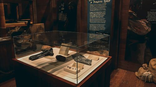Real Pirates Salem Museum General Admission Ticket Day Tours eMcWOmiV
