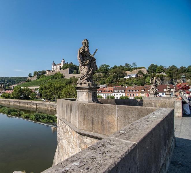 Würzburg: City Tour with the Bimmelbahn Train c9rUR6bg