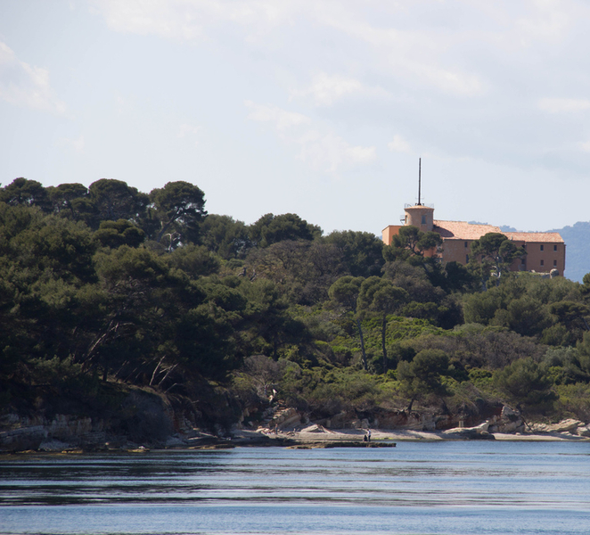 From Cannes: Ferry Tickets to Sainte-Marguerite Island oYUClq0m