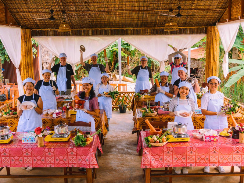 Siem Reap: Village Life & Khmer Farm-to-Table Cooking ERIhB5CZ