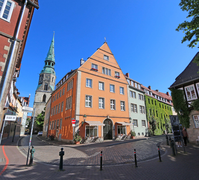 Hannover: Guided City Walk E4O8QY7Y