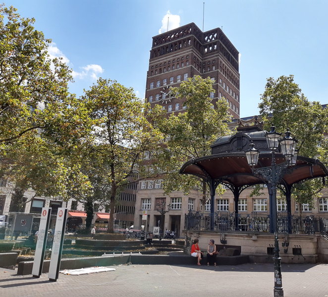 Dusseldorf: Old Town & Altbier Tour s2UKKveH