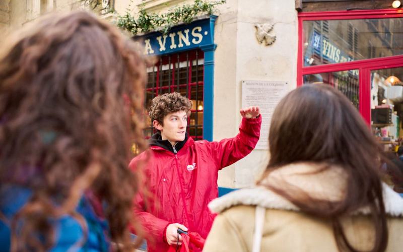 Paris in a day: Louvre, Notre Dame, Saint Chapelle, and Conciergerie MbxRBlrZ