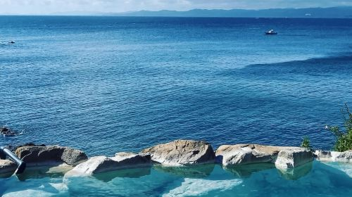 1-day tour to Nanki Shirahama + Wakayama cat station master Kishi train + Senjojiki + Sandanbeki cliffs e90AV5OH