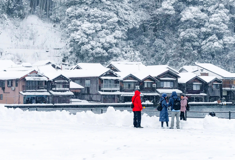 A day trip to Amanohashidate, Ine no Funaya, and Miyama's Gassho-style Village hDLUbXmb