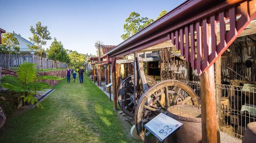 Historic Village Herberton Family Pass (2A+2C) C5KYV4ku