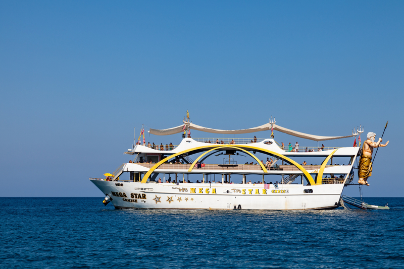 Mega Star Boat Tour with transfer from Kemer fYVCVFto