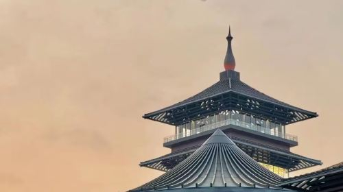 Yangzhou Grand Canal Museum + Slender West Lake + He Garden + Daming Temple one-day tour with private charter Car - English Service Available CwCLbLnl