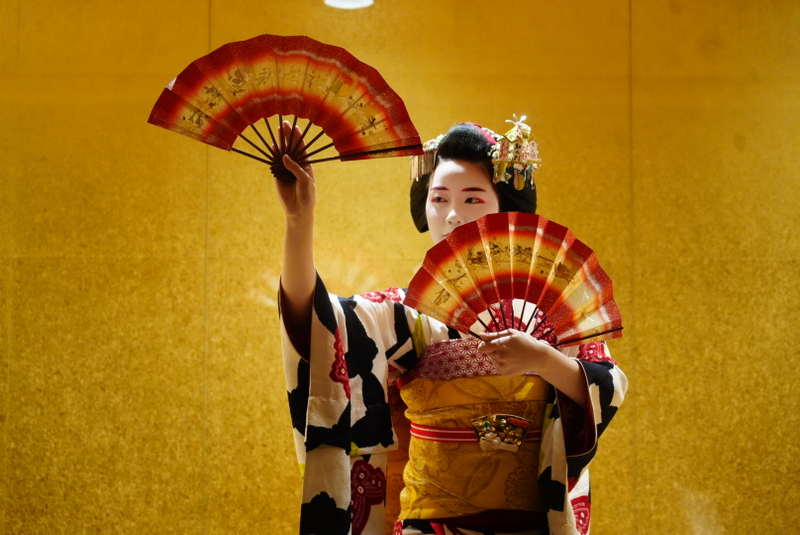 1-Hour Geisha/Maiko Show in Kyoto 6eWl5KU2