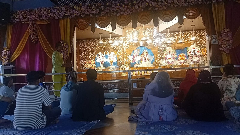 ISKCON Kathmandu: Kirtan, Arati & Krishna Temple Experience XNtP9RyN